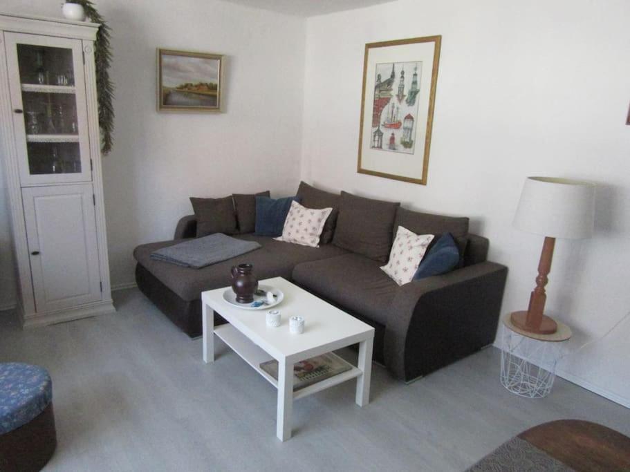 Liebevoll Eingerichtete Huus Up De Warf Apartment *